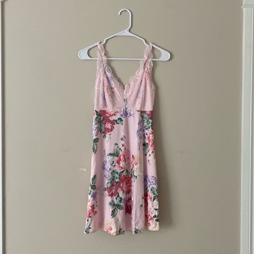 FN by Flora Nikrooz Slip Floral Flower Feminine Lightweight Slip Nightwear Small